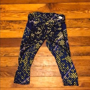 Athleta capris- size medium